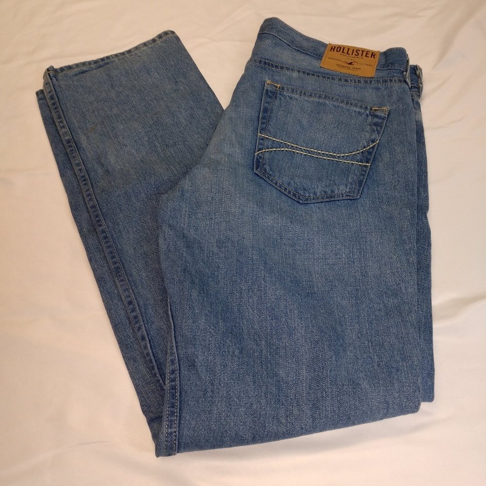 Hollister Classic Straight Light Wash Jeans 34x 32
